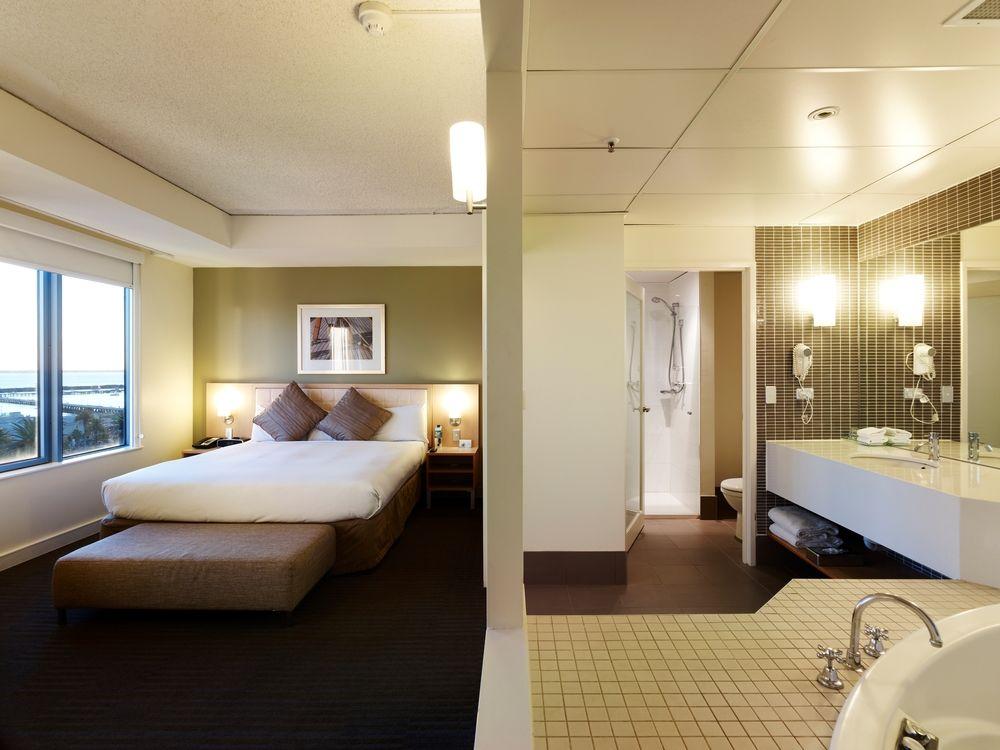 Novotel Melbourne St Kilda Exterior foto