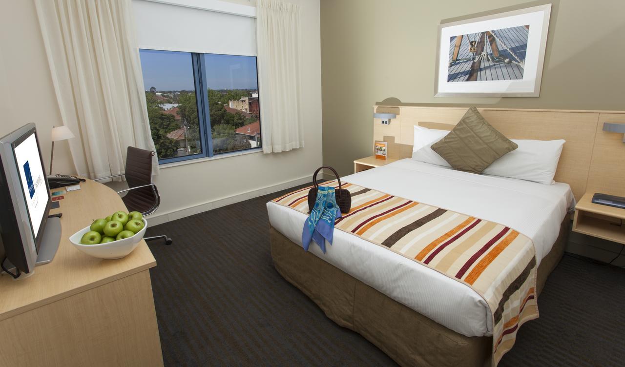 Novotel Melbourne St Kilda Exterior foto